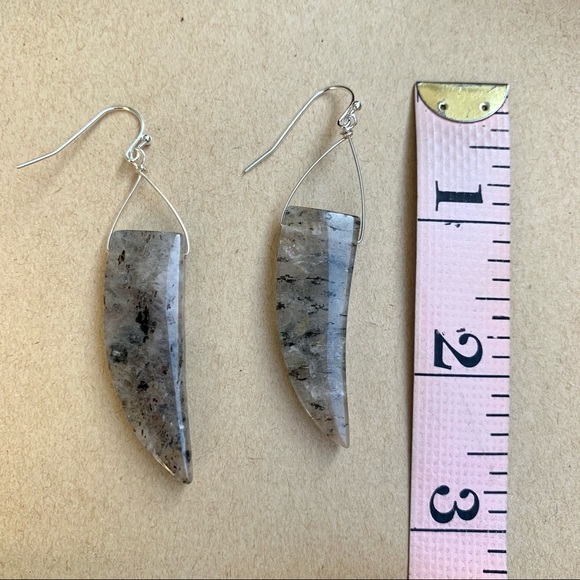 New: Artisan Genuine Labradorite Horn Earrings - Picture 5 of 5